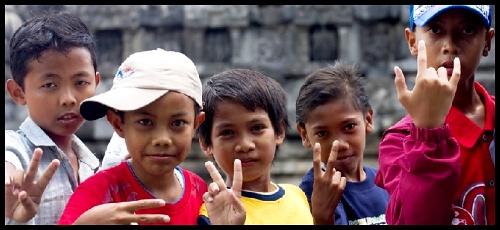 Bali, veselé děti Bali, veselé děti