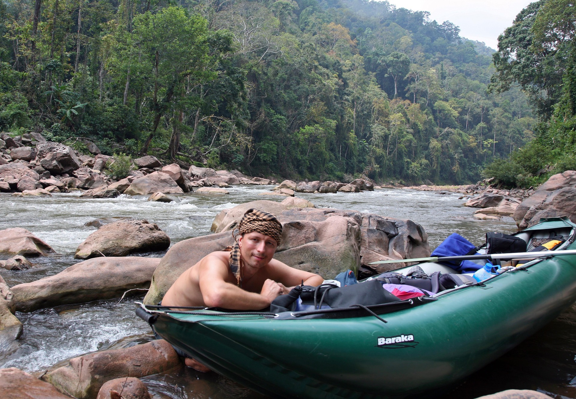 V polovině, dalších 75 km před sebou, Laos