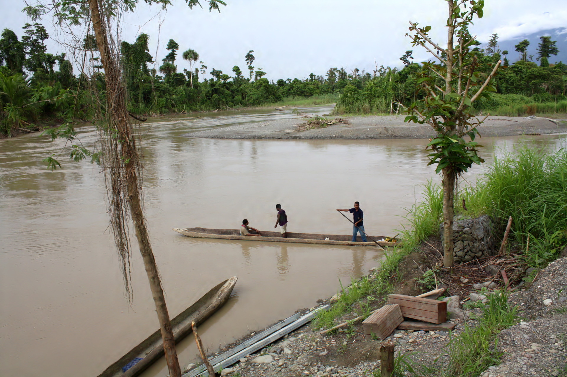 Puk Puk Bridge – ještě o Velikonocích největší hrozba expedice, Papua Nová Guinea