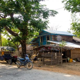 Vesnická architektura