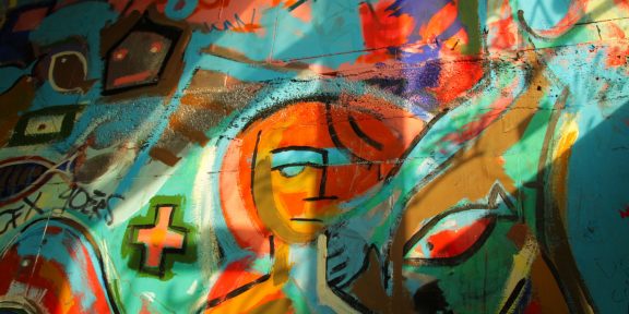 Berlín: vzdušné město plné grafiti a nedávné historie