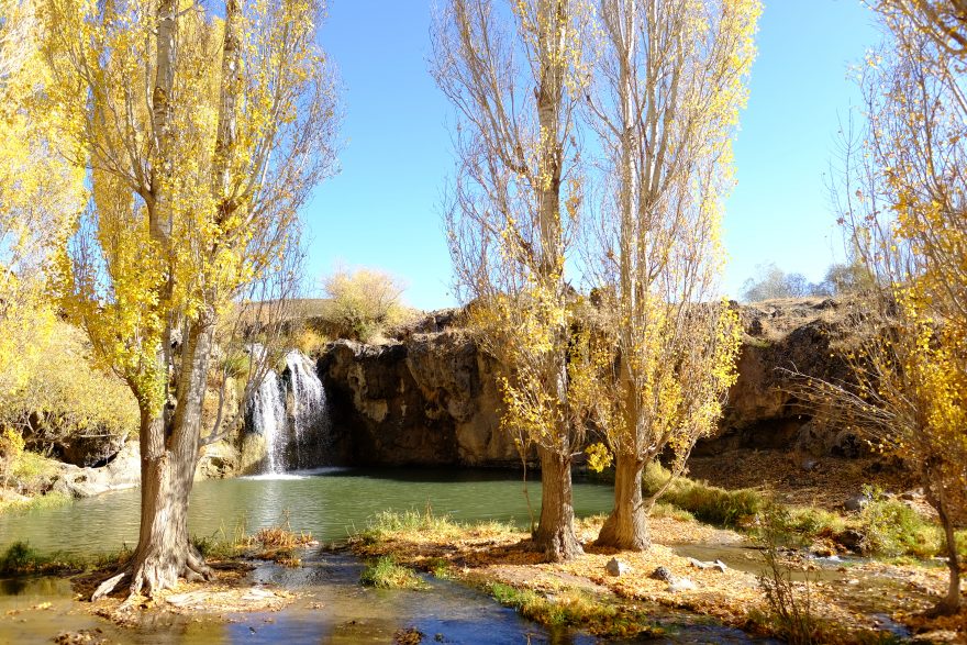 Muradijské vodopády jsou podzimní oázou.