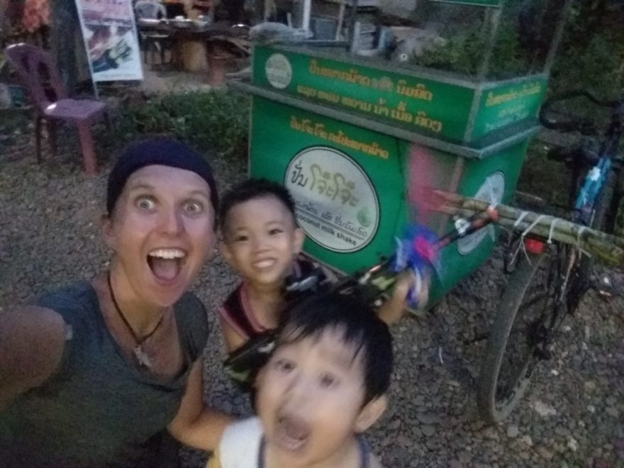Zaseknutá v Laosu na dlouhé měsíce