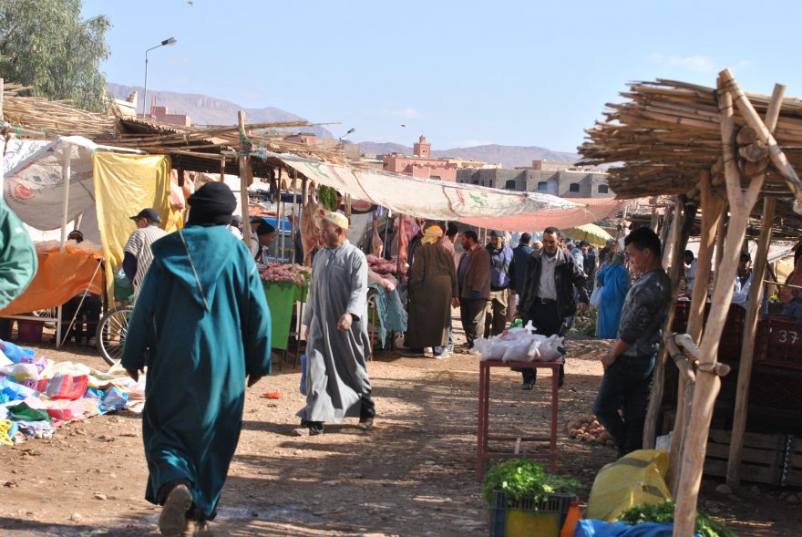 Vesnický týdenní trh