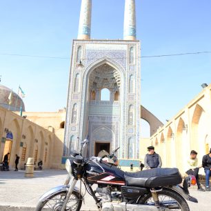 Páteční mešita v Jazdu