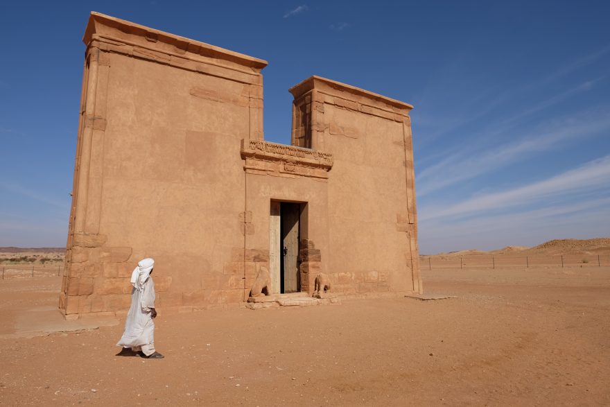 Starověký chrám v Musawwarát al-Sufrá a jeho hlídač