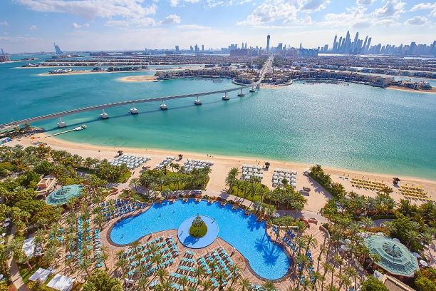 Přírodních pláží je v Dubaji málo. Proto vznikla Palma.