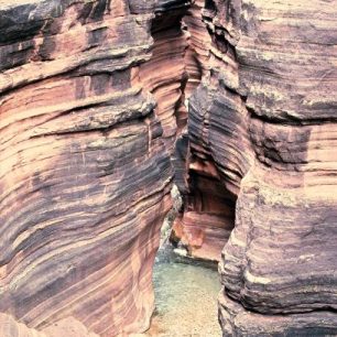 Úzký kaňon Deer Creek