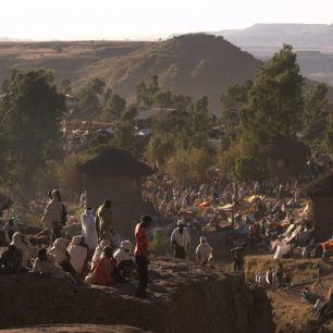 Lalibela, pohled na skály nad kostely