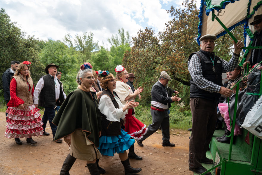 Kdo se nevejde dovnitř, pochoduje za povozem, Romería, Andalusie