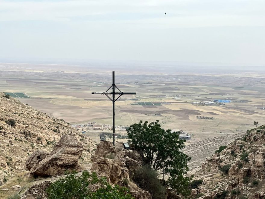 Pohled z kláštera v Alqosh na bývalou frontu s ISIS, irácký Kurdistán, Foto: CK Hamidi