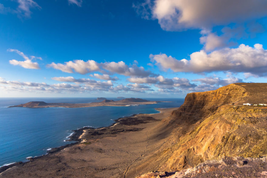 Haria, Vistas Risco Famara, Chinijo, Kanárské ostrovy, autor: Turismo Lanzarote
