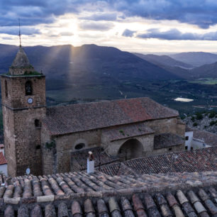 Kostel Nuestra Seňora del Collado v jedné z nejmalebnějších vesnic Segura de la Sierra, Sierras de Cazorla, Andalusie, autor: Michal Kroužel