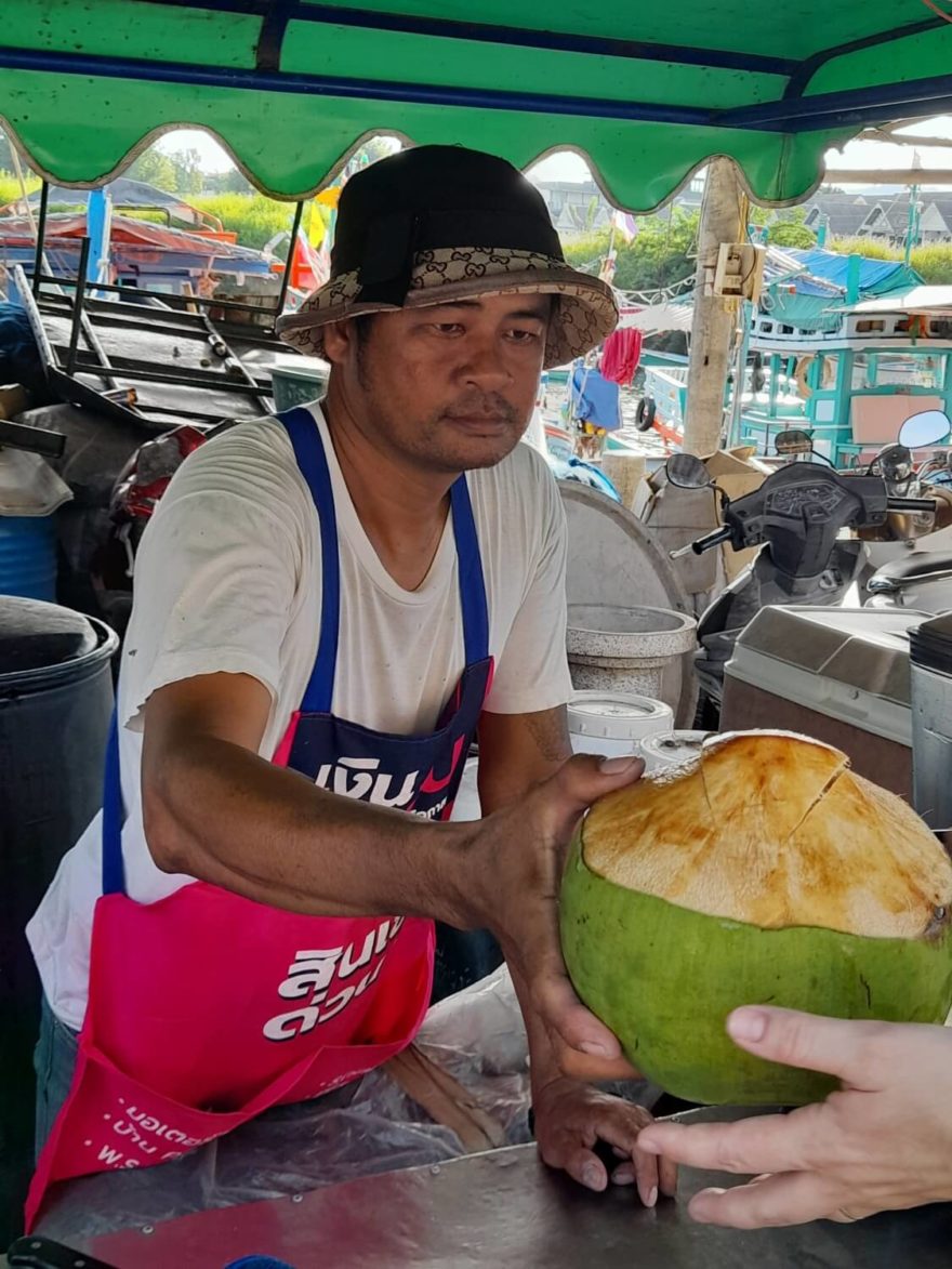 Prodavač kokosů, Hua Hin, Thajsko, autor: Jan Prokeš