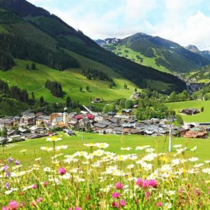 Léto v údolí Glemmtal nadchne milovníky turistiky i cyklistiky, Saalbach Hinterglemm, rakouské Alpy