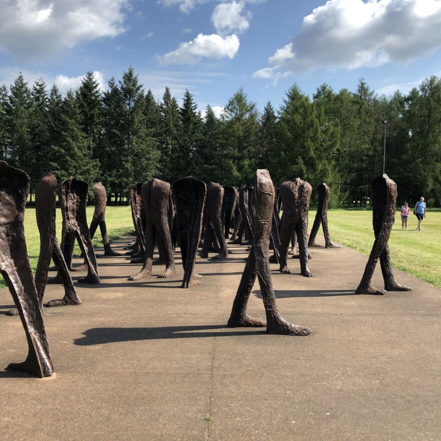 Umělecká instalace v bývalé pevnosti Cytadela.