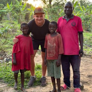 Uganda - škola Lusanja Junior School Change Tomorrow