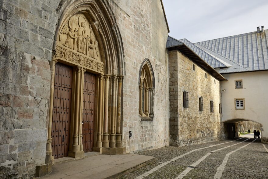 Kostel Panny Marie v Orreaga/Roncesvalles