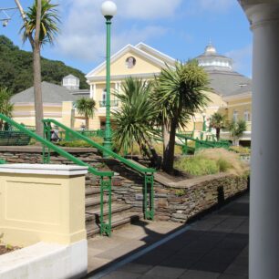 Zahrady Villa Marina na přímořské promenádě v Douglasu