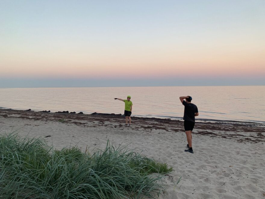 Kryštof ukazující Jakubovi místo na spaní