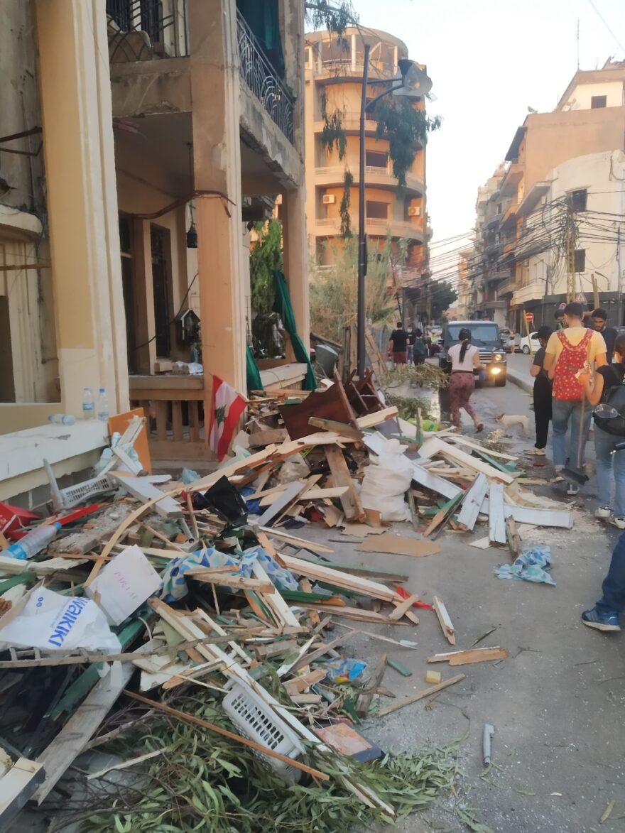 Trosky ve zničeném Bejrútu