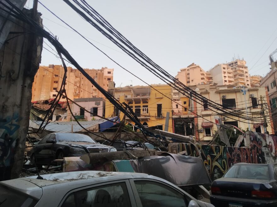 Trosky ve zničeném Bejrútu