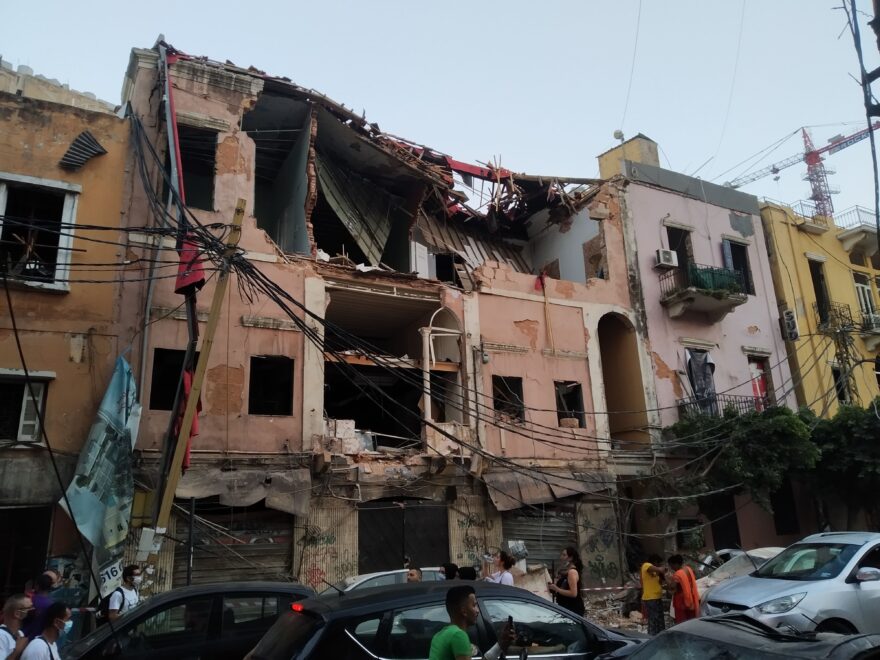 Trosky ve zničeném Bejrútu