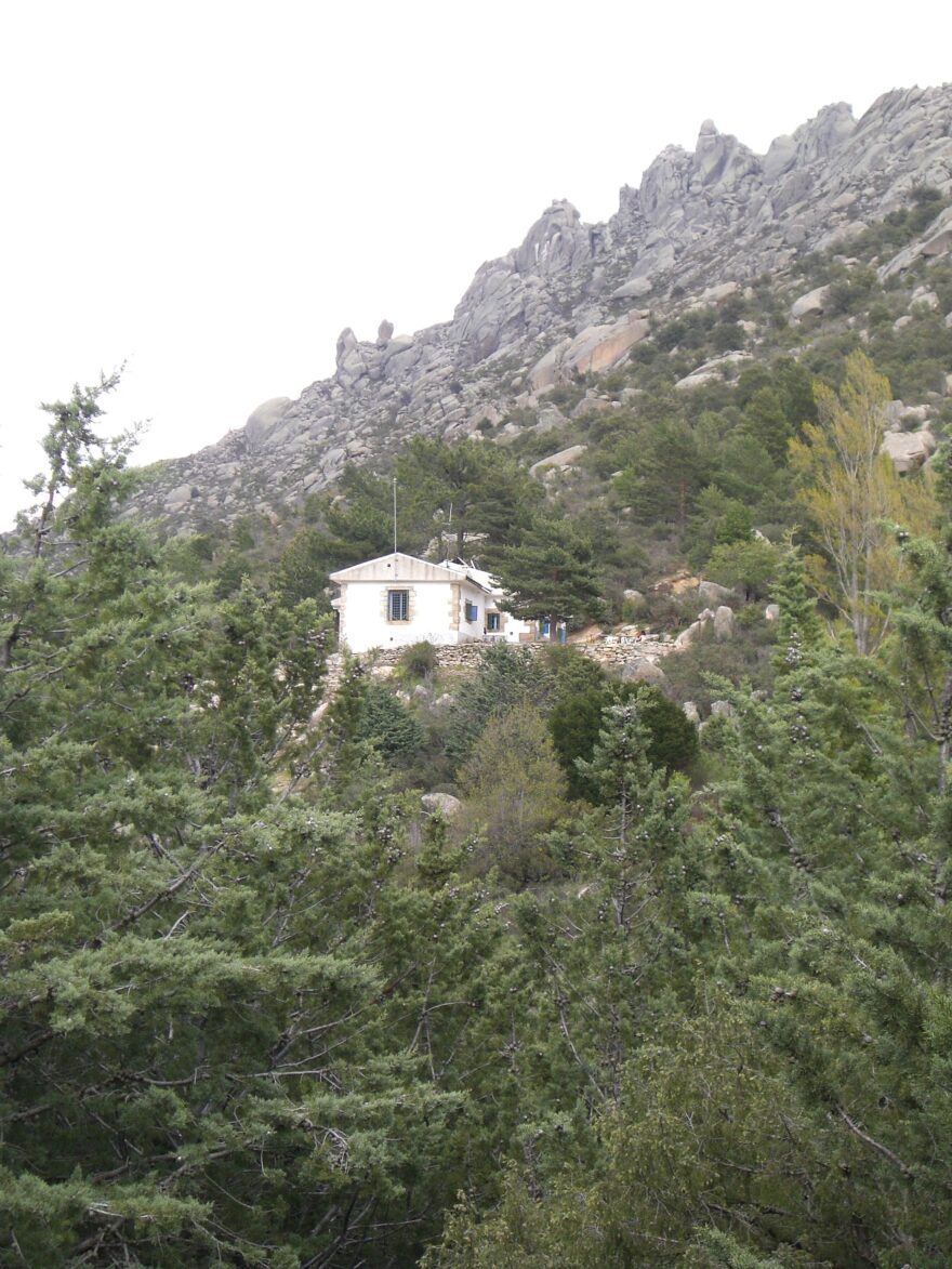 Národní park Sierra de Guadarrama: Klenot středního Španělska. Pedriza refugio Giner. Foto: Turismo Madrid