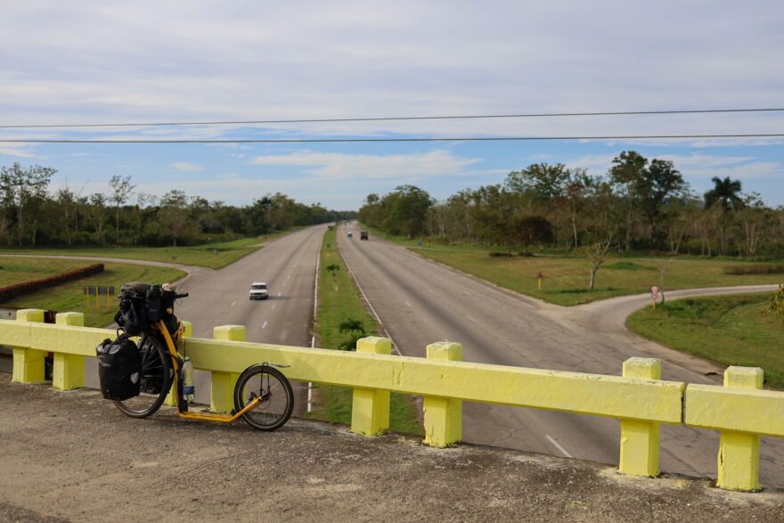 Kubánská dálnice ve špičce