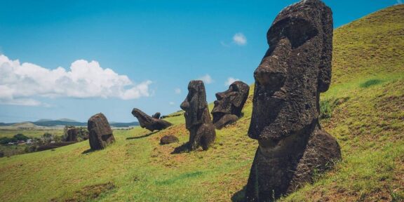 Velikonoční ostrov – domov tajemných obrů