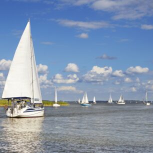 Mazury plachetnice, Zdroj; Polská Turistická Organizace