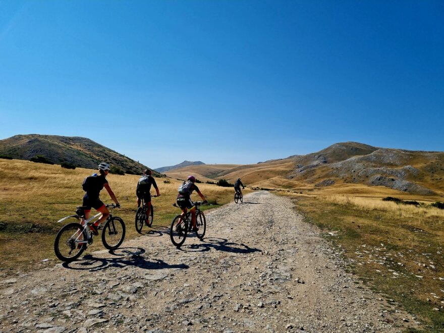 Po oslích stezkách liduprázdnými balkánskými horami