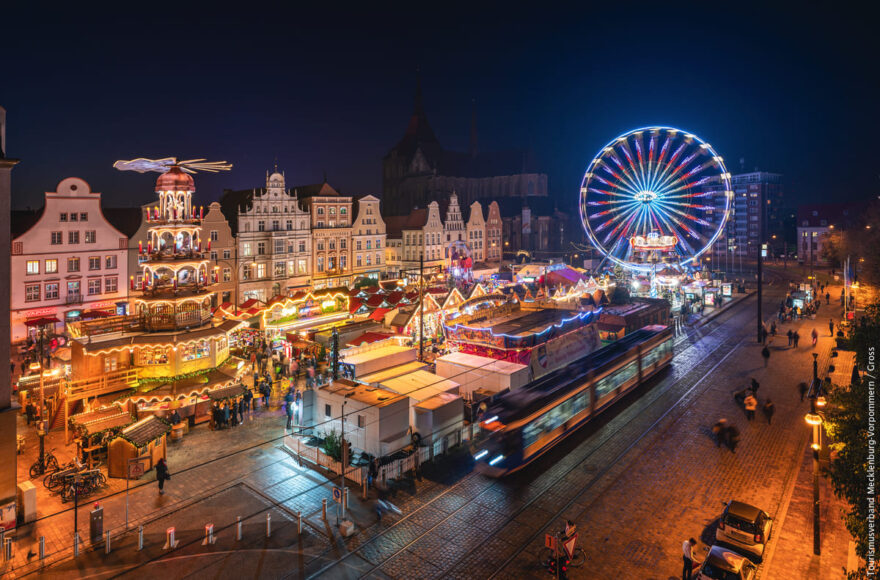Rostock: Vánoční trh © Tourismusverband Mecklenburg-Vorpommern/Gross