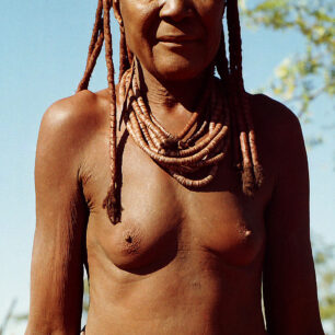 Unikátní kultura a náboženství namibijských Himbů a Hererů