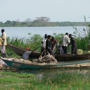 JIŘÍ KUBERNÁT / Ugandou křížem krážem