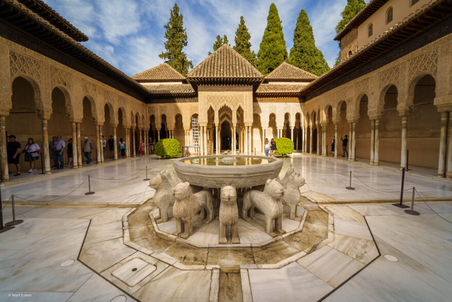 Patio de los Leones Alhambra Granada. Foto: Mart Eslem