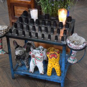 Pozůstatky původních náboženských tradic v křesťanském podání