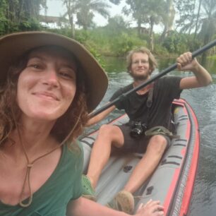 Splouvání Modré řeky s přítelkyní Monikou