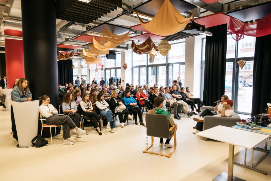 Diskuse s Adamem Rundusem o vaření a cestování