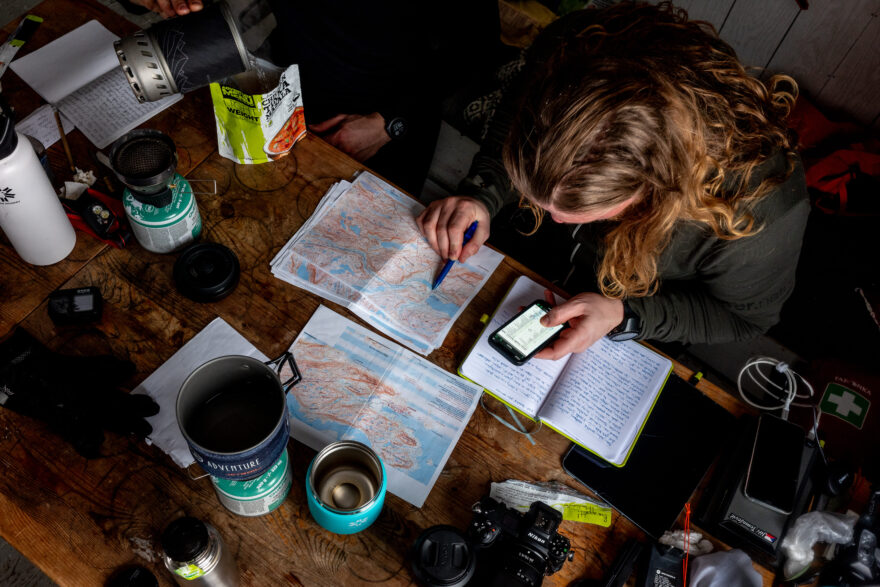 JIŘÍ KALÁT a PAVEL STEJSKAL: Arctic Circle Trail v létě i v zimě