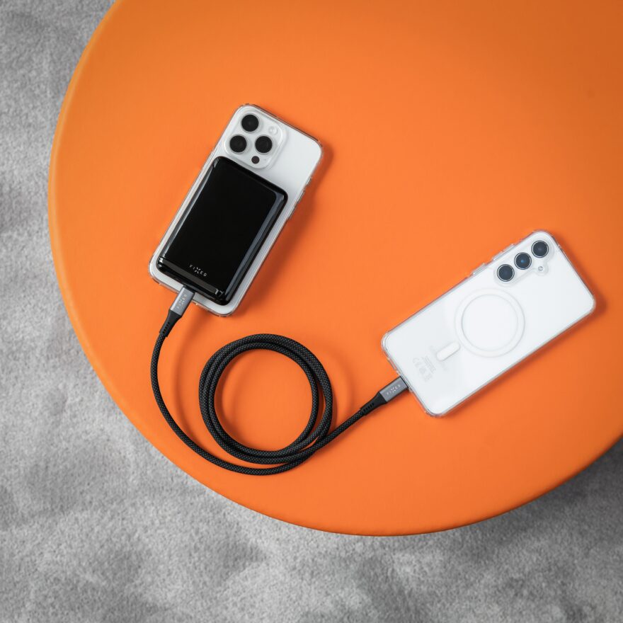Powerbanka FIXED MagZen 10 Pro s MagSafe a superrychlým bezdrátovým nabíjením