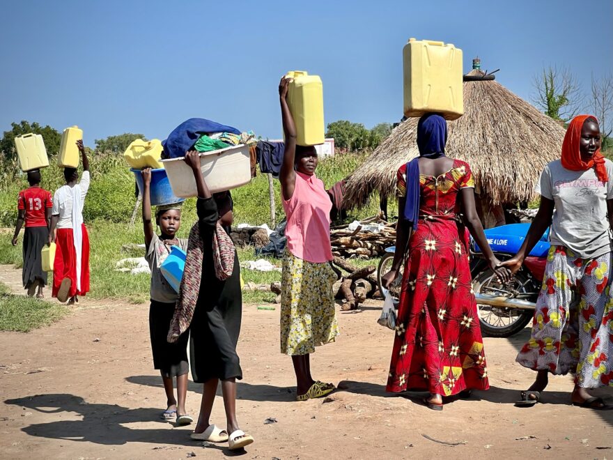 Voda z Bílého Nilu… na pití, i na praní.