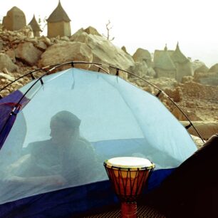 Africké baobaby: příbytky božstev a objekty kultického uctívání