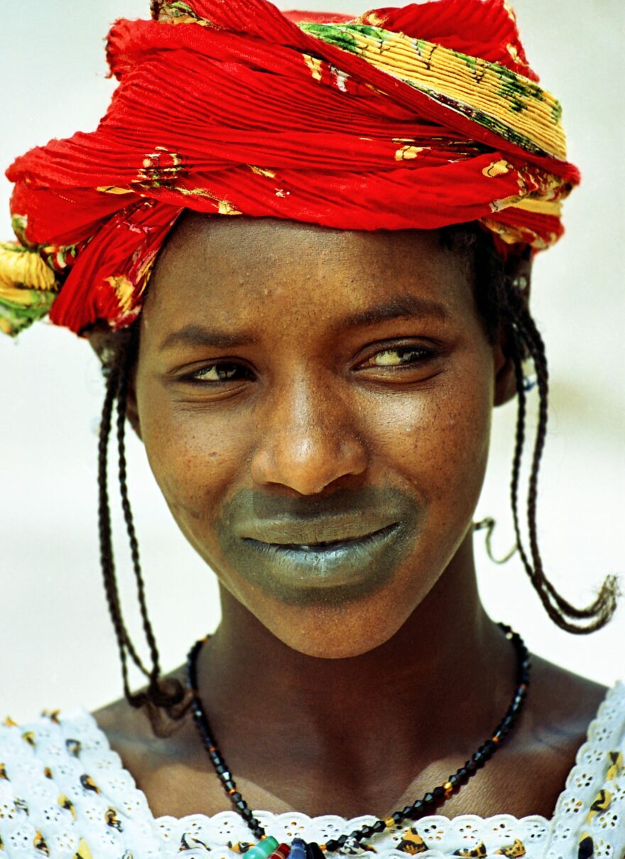 Africké baobaby: příbytky božstev a objekty kultického uctívání