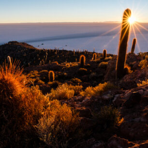 Bolívie-Barevným Altiplanem