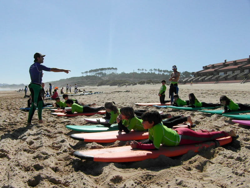 Hodina surfu ©Turismo de Cantabria