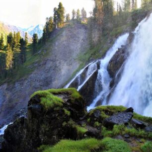 Kanton Karagai - turistická infrastruktura je tu zatím minimální, ale právě to je kouzlo