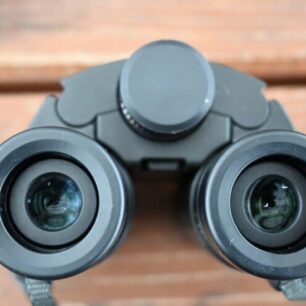 Minimální vzdálenost okulárů - NIKON STABILIZED 12×25