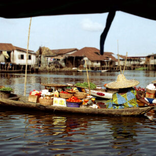 Nigerské bori – vstupování duchů do západoafrických Hausů