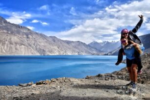 MÍŠA HRDÁ A MARTINA MERISI: 1330 km tádžickou divočinou na Pamír Trail